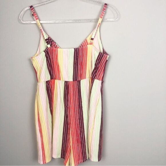 WILD FABLE | Colorful Striped Romper Twist Knot Cut Out Front Women’s Size M - Picture 9 of 11